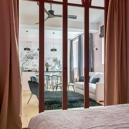 Magnifique ! Le Saint Barthelemy, 2 Chambres, Terrasse アパート リヨン